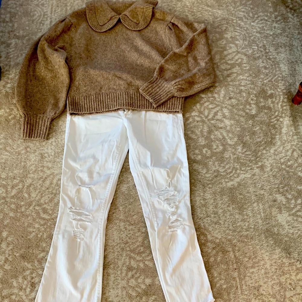 Black Orchid size 26 white distressed jeans